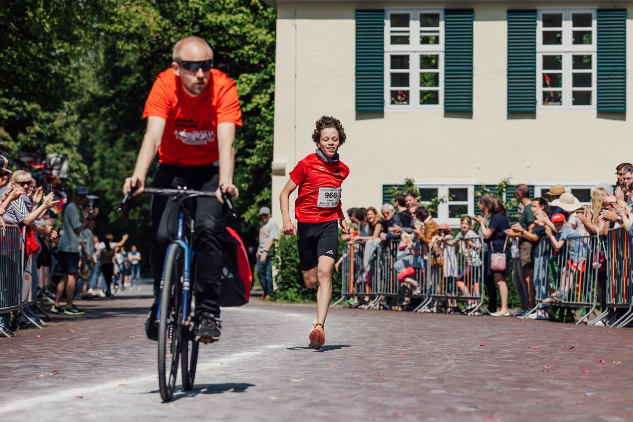 5.8.-Klasse-Brunnenlauf23-068